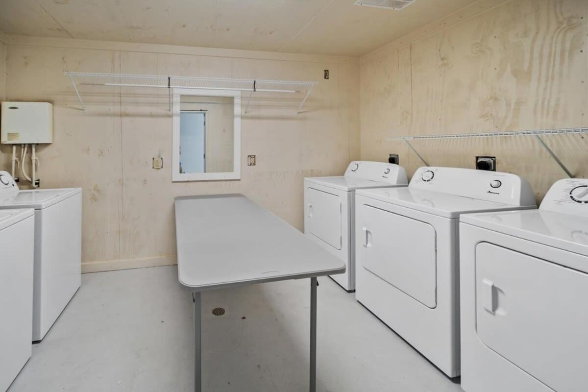 Newly Renovated Condo With Private Balcony! Panama City Beach Exterior foto